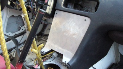 P1000831.jpg (89.07 KiB) Zobrazeno 9383 x Panel z alu kapka + rámeček do průduch topení na 3 budíky 500