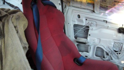 P1000835.jpg (73.2 KiB) Zobrazeno 9387 x Sedačky Jacky + pásy Šrot 700